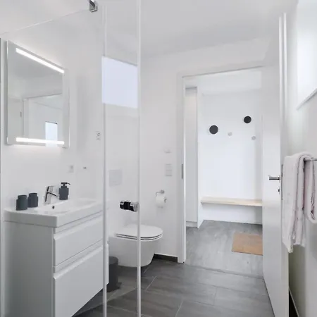 2 Bedroom Lovely In Lembruch-duemmer * Lembruch